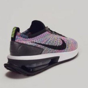 Nike Women's Air Max Flyknit Racer Ghost Green/Black-Pink Blast (DM9073 300) -